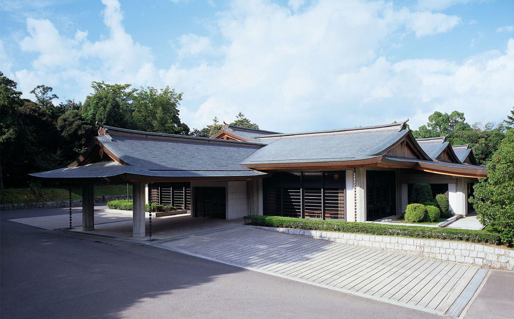 橿原神宮 境内の見どころ 橿原神宮会館