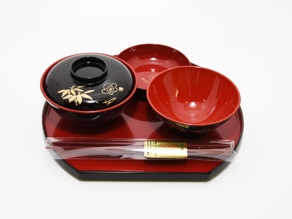 参拝・御祈祷 撤下品・記念品 初宮祈祷撤下品（初穂料1万5千円の方は、2種よりお選び下さい。）